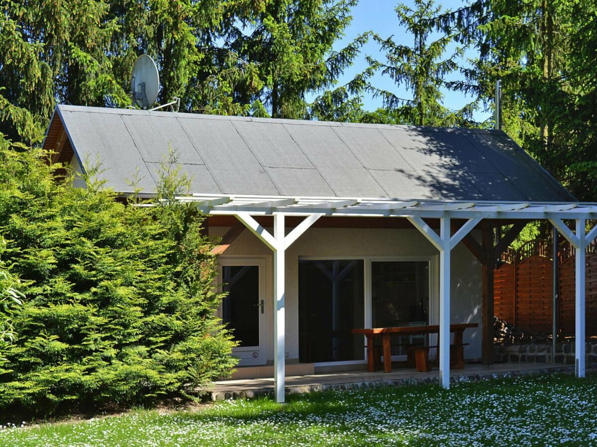 Holiday house Ferienhaus mit Terrasse und Kaminofen in Parchim - Outdoor photo 5