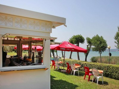 Holiday park Caravanpark The Garda Village, Sirmione - Outdoor photo 9