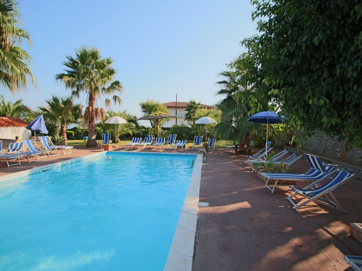 Holiday house Beachside Holiday Home in Ricadi - Outdoor photo 4