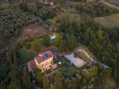 Farmhouse Apartment in Tuscany with Pool and Lucca Views - Outdoor photo 20