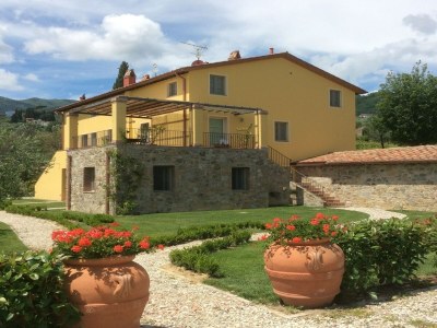 Farmhouse Apartment in Tuscany with Pool and Lucca Views - Features photo 40