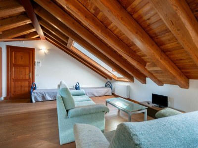 Apartment In the historic building, con aria condizionata - Features photo 9