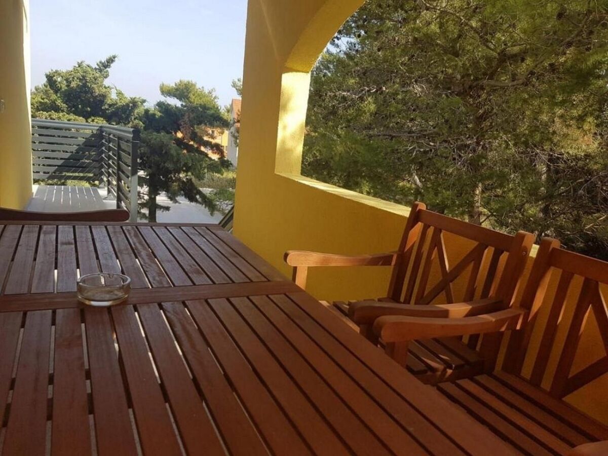 Apartment Two bedroom apartment with terrace and sea view Vir - Torovi - Vir - Pedinka, Vir A-22373-c
