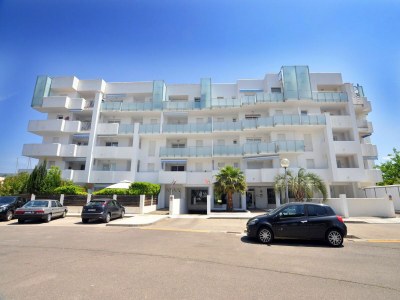 Apartment Apartment in Roses near Sandy Beach - Outdoor photo 2