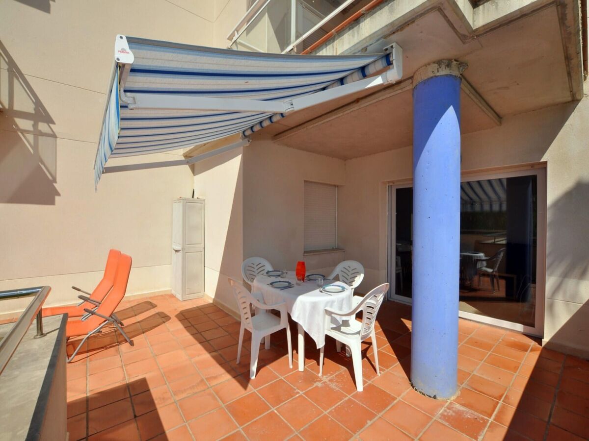 Apartment Apartment in Roses with large terrace - Outdoor photo 3