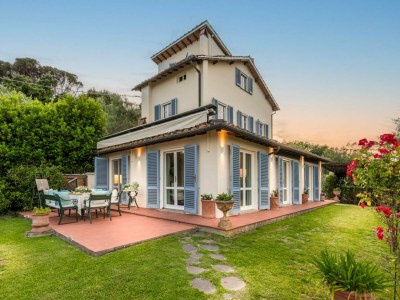 Villa Villa in Tuscany with Pool and Scenic Views - Outdoor photo 6