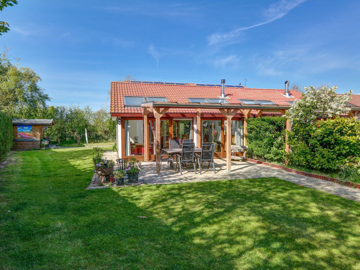 Holiday house Glorious weather - Grensweg 296
