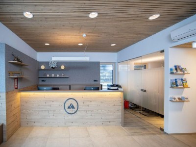 Apartment Spacious 3-Bedroom Alpine Apartment for 7 Guests - Features photo 7