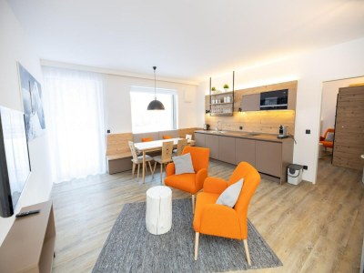 Apartment Spacious 3-Bedroom Alpine Apartment for 7 Guests - Features photo 13