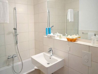 Apartment BernsteinseeHotel und Ferien Superior Doppelzimmer - Features photo 4