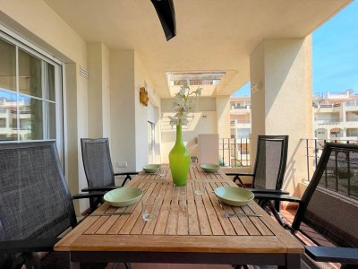 Apartment 2-Bedroom Apartment Near the Sea - Outdoor photo 3