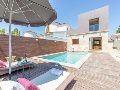 Villa Villa in Empuriabrava with Pool & Boat Mooring - Outdoor photo 13