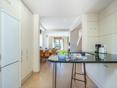 Villa Villa in Empuriabrava with Pool & Boat Mooring - Features photo 19