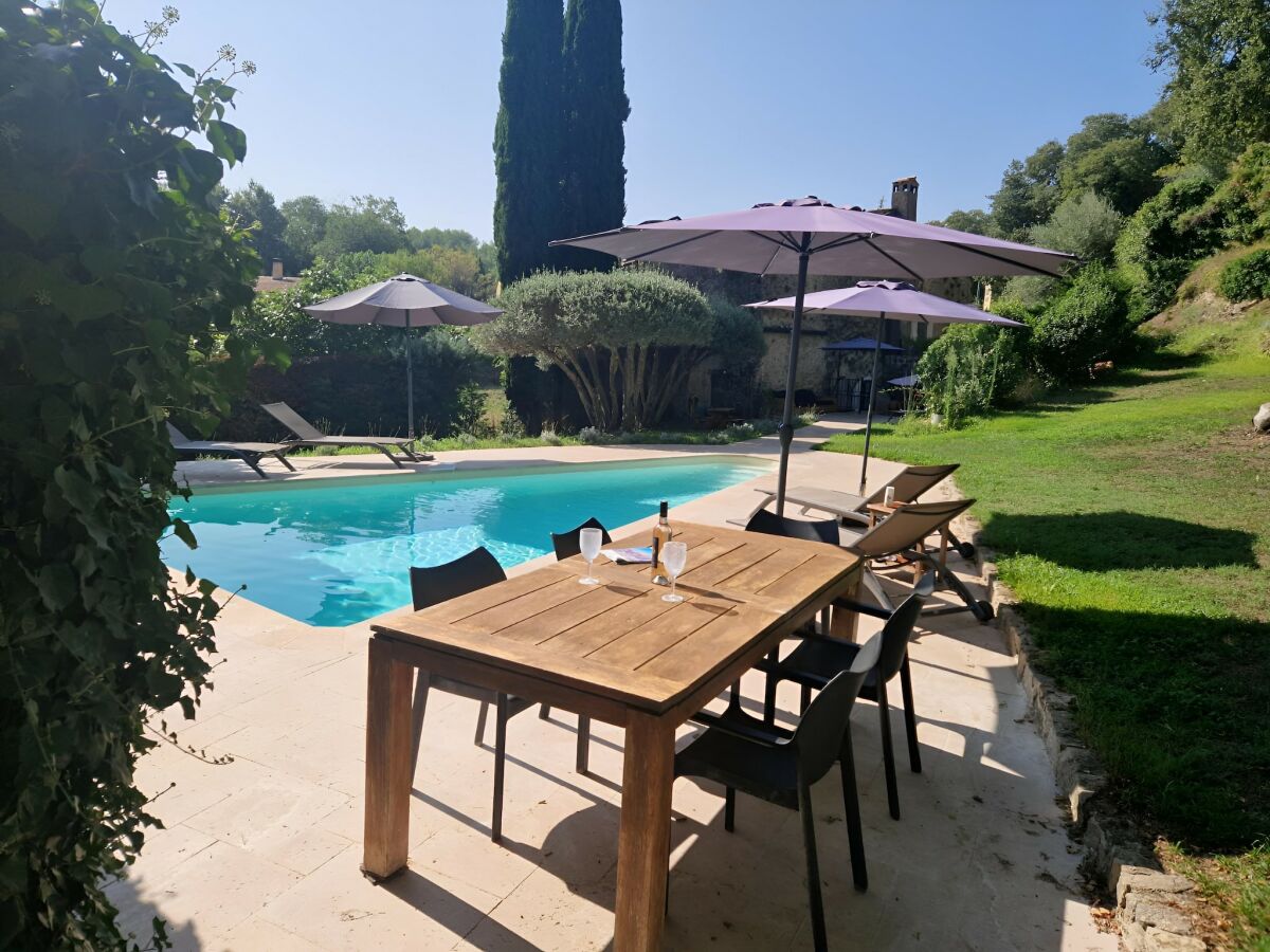 Holiday house Wunderschöne freistehende Villa mit Pool