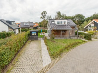 Holiday house 6-Person Holiday Home in Renesse - Outdoor photo 18