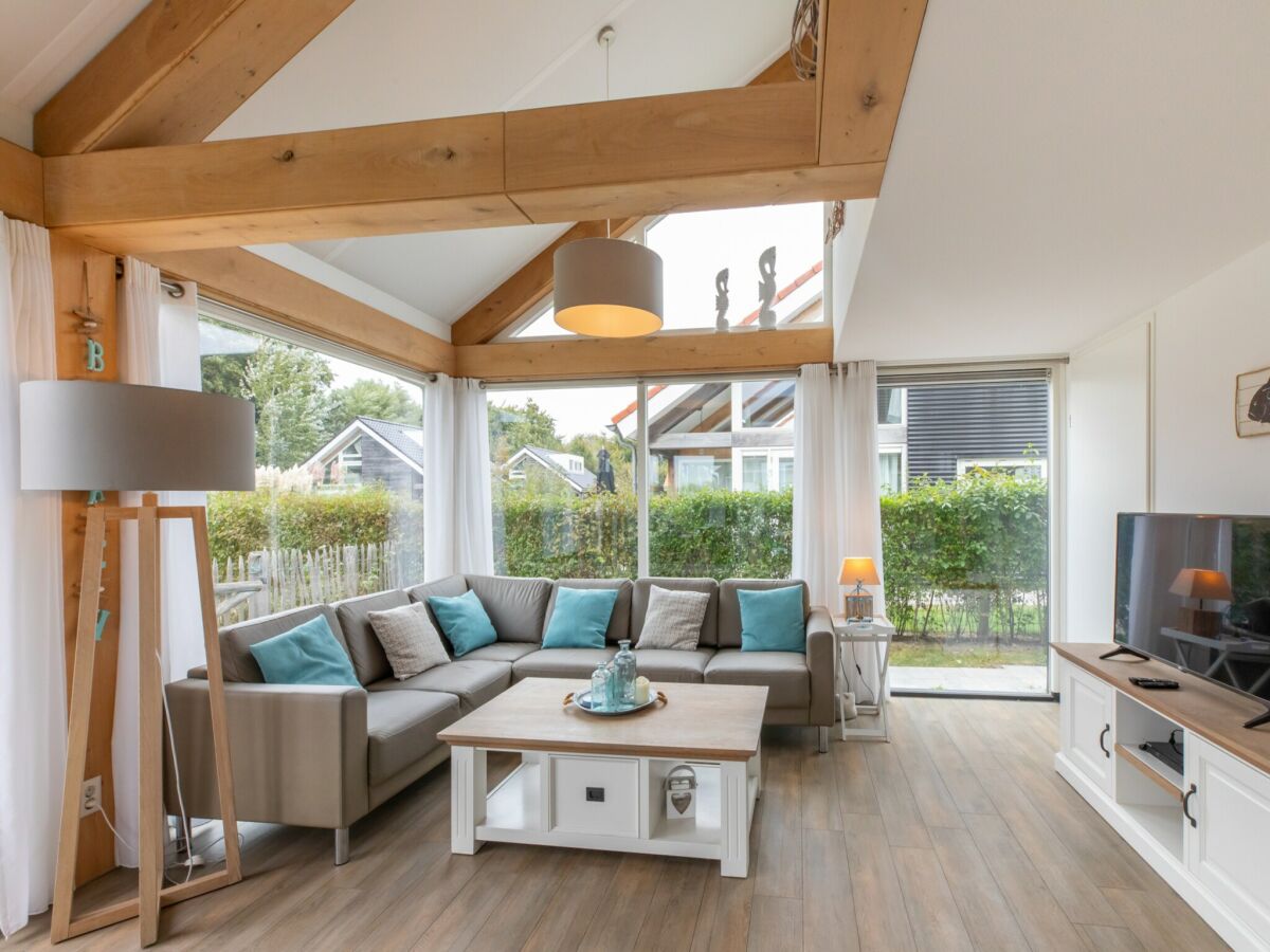 Holiday house Beachside Modern Holiday Home for 6