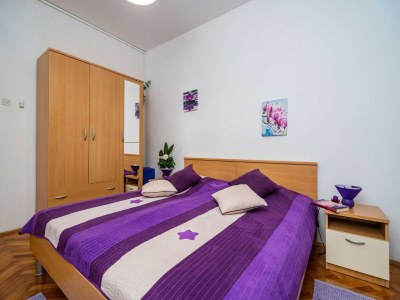 Apartment Apartments & Rooms Mara & Petrunjela - Deluxe Double Room with Sea View - Features photo 17