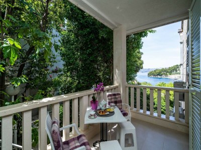 Apartment Apartments & Rooms Mara & Petrunjela - Deluxe Double Room with Sea View - Outdoor photo 33
