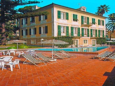 Holiday park Apartment in Imperia near Watersports - Outdoor photo 10