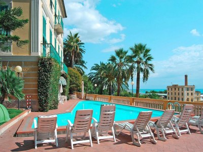 Holiday park Apartment in Imperia near the sea - Outdoor photo 2