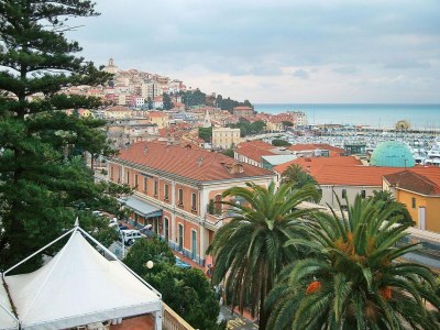 Holiday park Apartment in Imperia near the sea - Outdoor photo 9