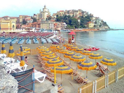 Holiday park Apartment in Imperia near the sea - Outdoor photo 27