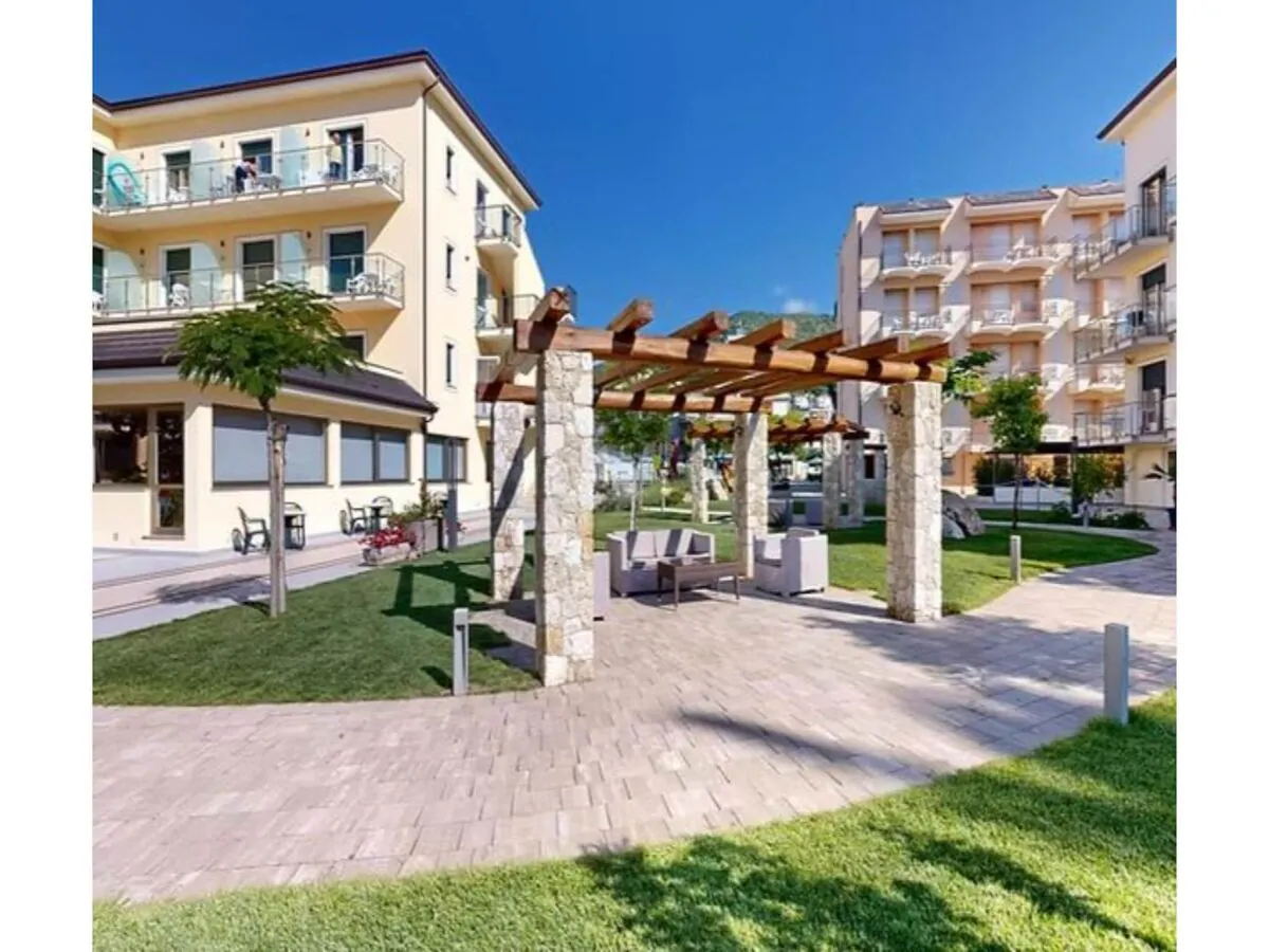Apartment Relaxed Coastal Stay in Pietra Ligure - Outdoor photo 4