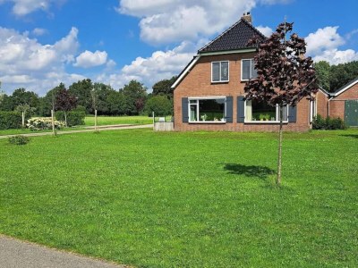 Villa Scenic Group Stay in Woudenberg - Villa