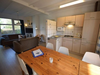 Bungalow 6-person holiday bungalow in Oostkapelle - Outdoor photo 11