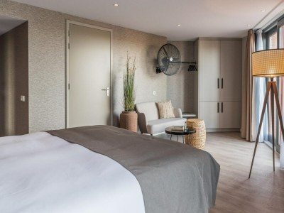 Holiday house 2 Person junior suite with french balcony in Vlissingen in Vlissingen - Holiday house