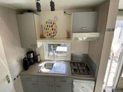 Chalet 4-person mobile home on Julianahoeve in Renesse - Outdoor photo 11