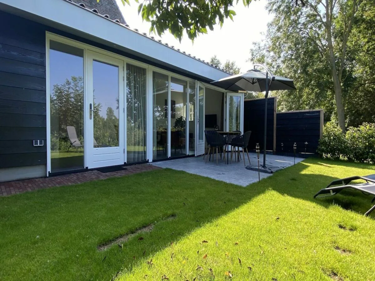 Apartment 4-person luxury holiday apartment in Veere