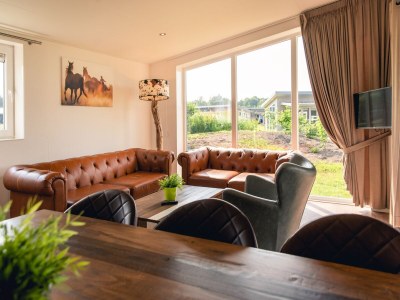 Holiday house Welcoming holiday home with garden - Features photo 17