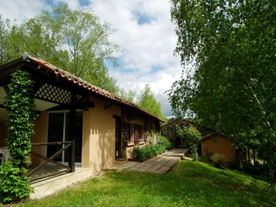 Holiday park Spacious Dordogne Cottage in Gavaudun - Holiday park