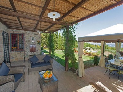 Holiday house Stylish Cetona Apartment with Pool - Outdoor photo 14