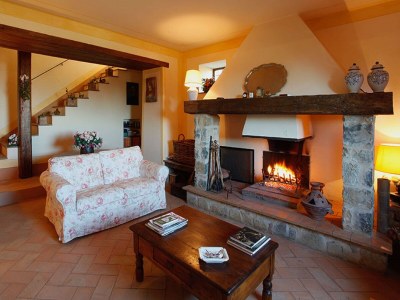 Holiday house Stylish Cetona Apartment with Pool - Features photo 21