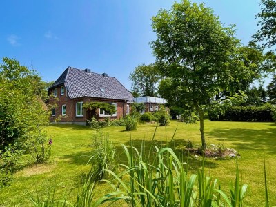 Holiday house Das Rote Landhaus in Nieblum - Holiday house