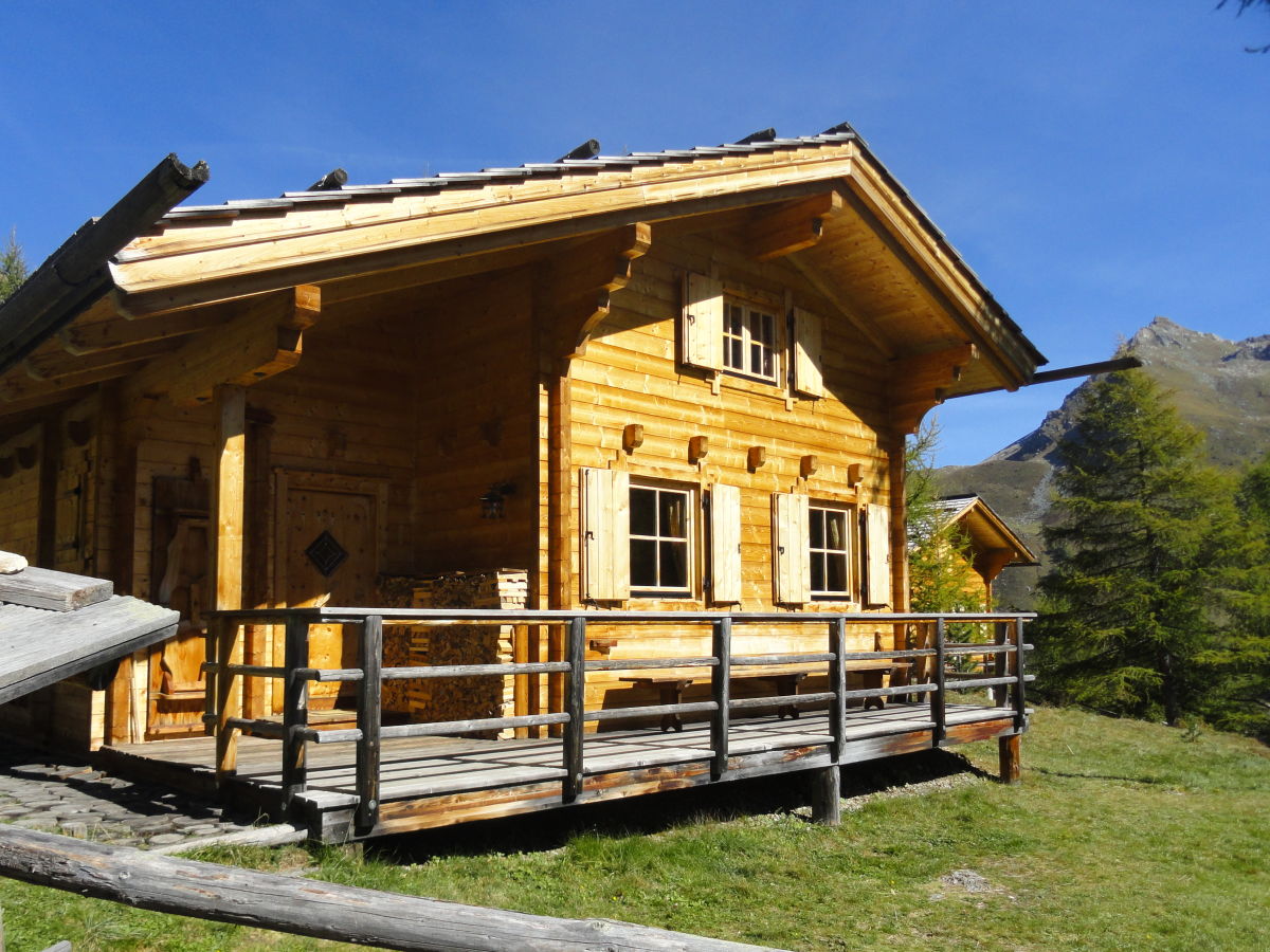 Alpine hut Suntinger Kasa