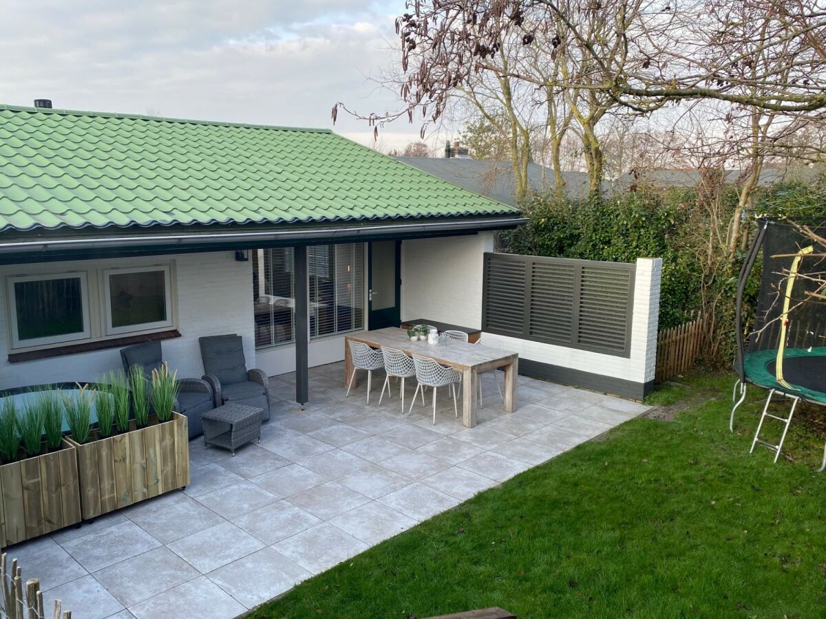 Holiday house near the beach with jacuzz