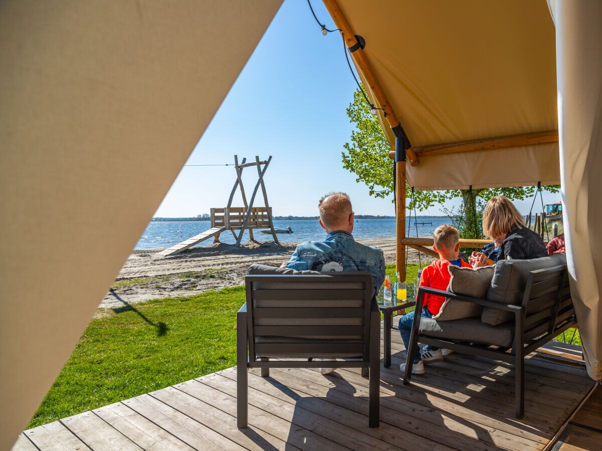 Holiday house Glampingtent Beachfront Luxe 6