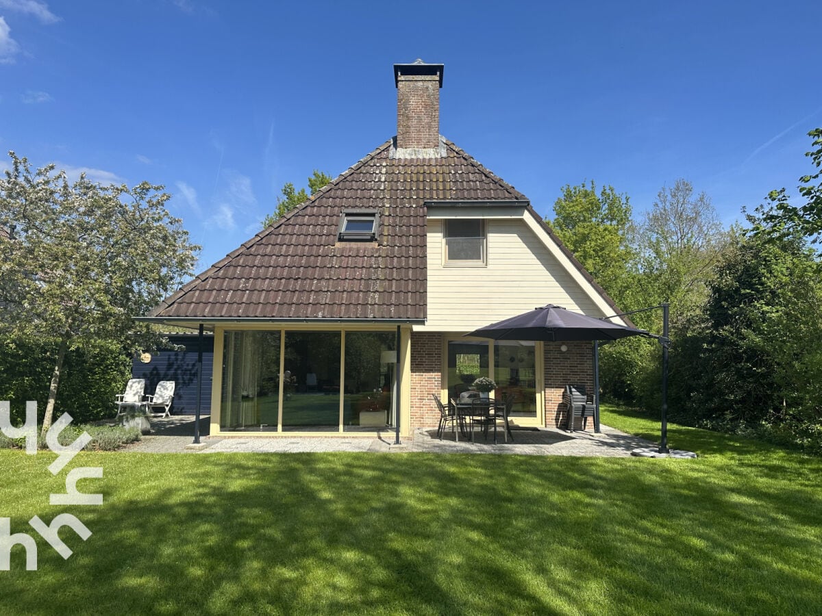 Holiday house Havelte - DG1813