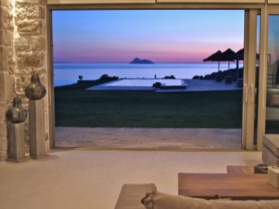 Villa Beachfront Villa Komos in Pitsidia - Villa
