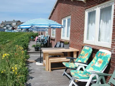 Holiday apartment Center Court Cottage in Egmond aan Zee - Holiday apartment