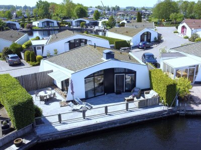 Bungalow Aquaronde 117 in Lemmer - Bungalow