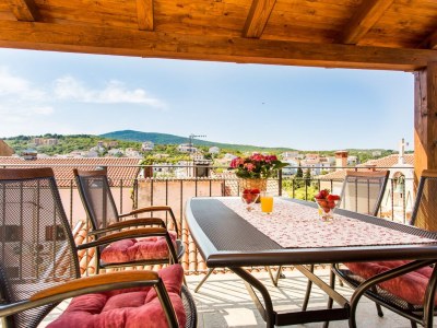 Holiday house Antonio – 3 Schlafzimmer, 3 Badezimmer, Altstadt von Vrbnik in Vrbnik - Holiday house