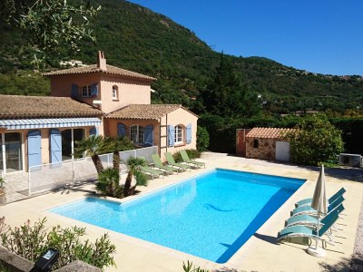 Villa Celovia in Cavalaire Sur Mer - Villa