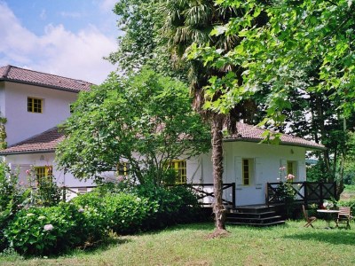 Holiday house Moulin d'Ibure, House "Moulin" in Bardos - Holiday house